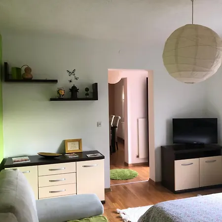 Incognito Apartment *